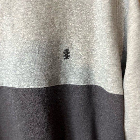 IZOD two toned long sleeve sweater - Picture 3 of 4